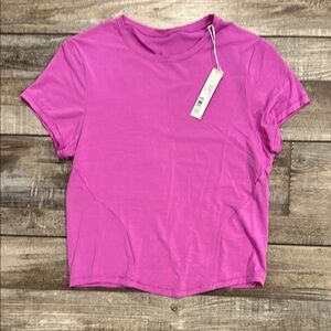 New Buffbunny baby halo tee in ring pop